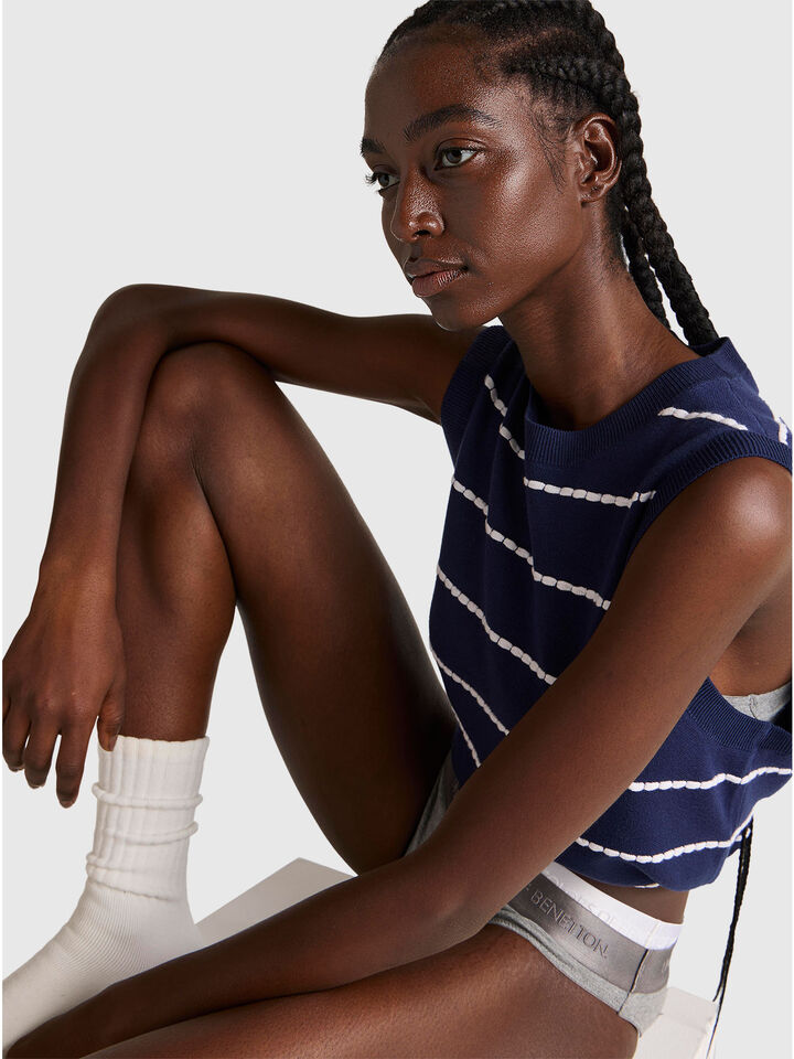 SLEEVELESS SWEATER Women image number 3